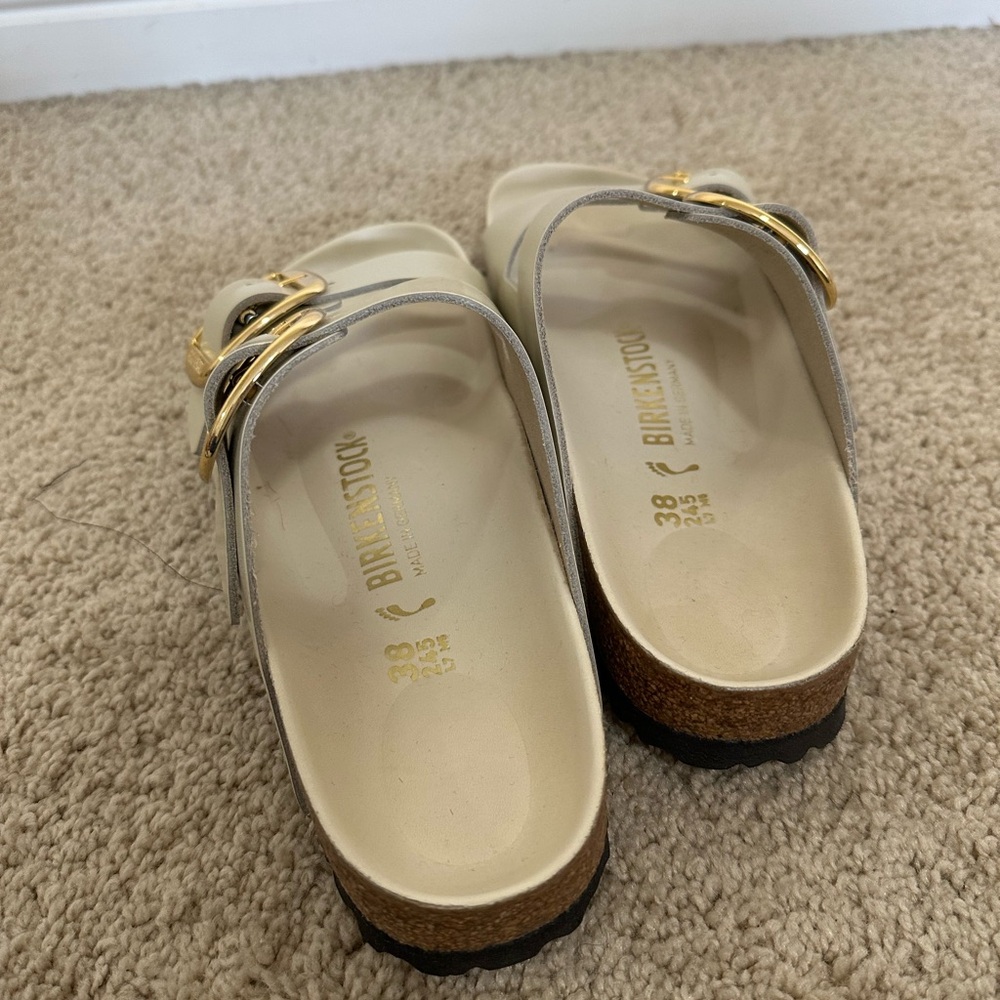 Arizona Birkenstock Sandals, Cream/Ecru, Gold Big Buckle, EUC, 38 EU - Picture 4 of 5